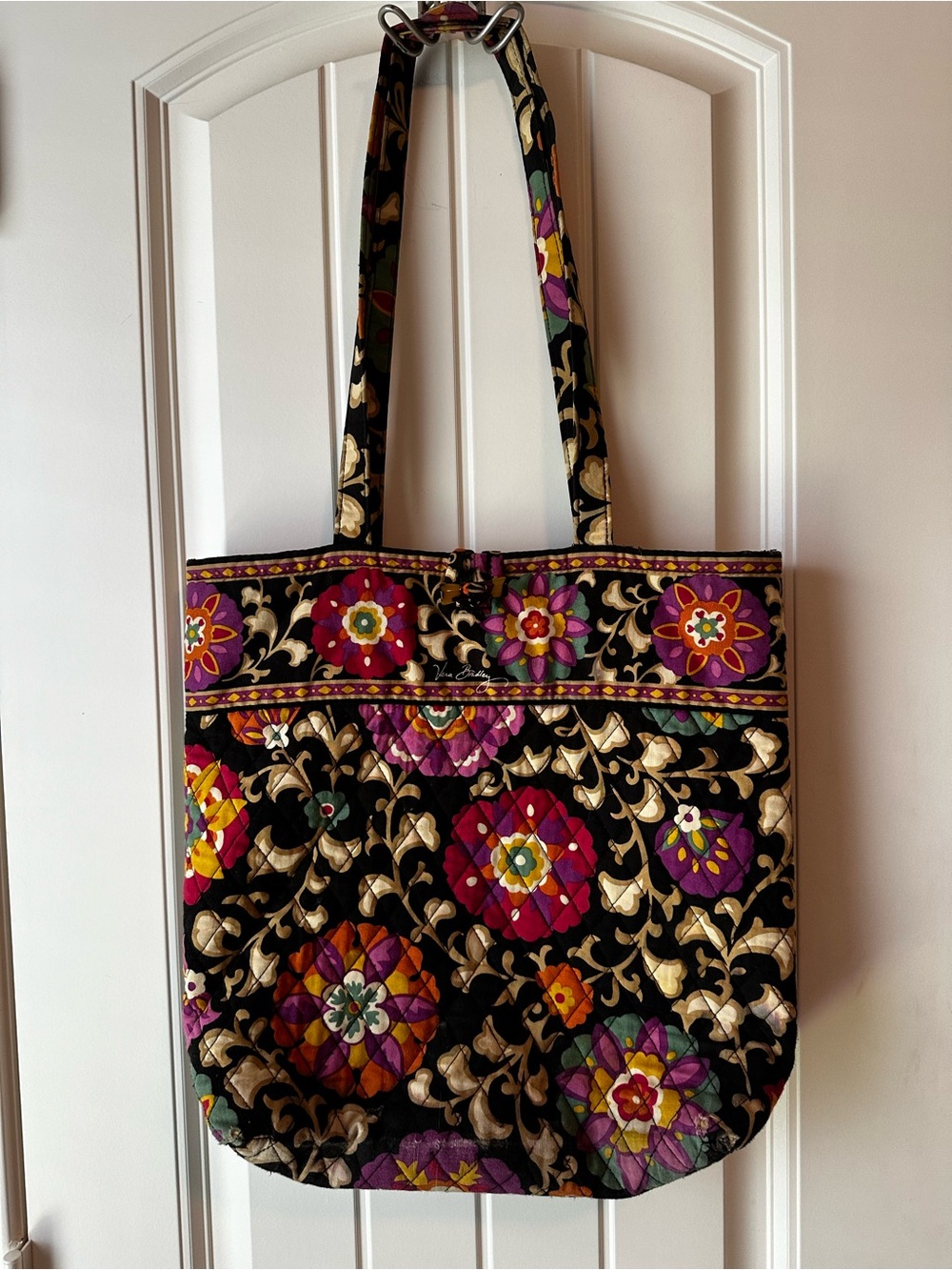 Vera Bradley Suzani Retired print Quilted Cotton Floral Black Tote Bag Purse